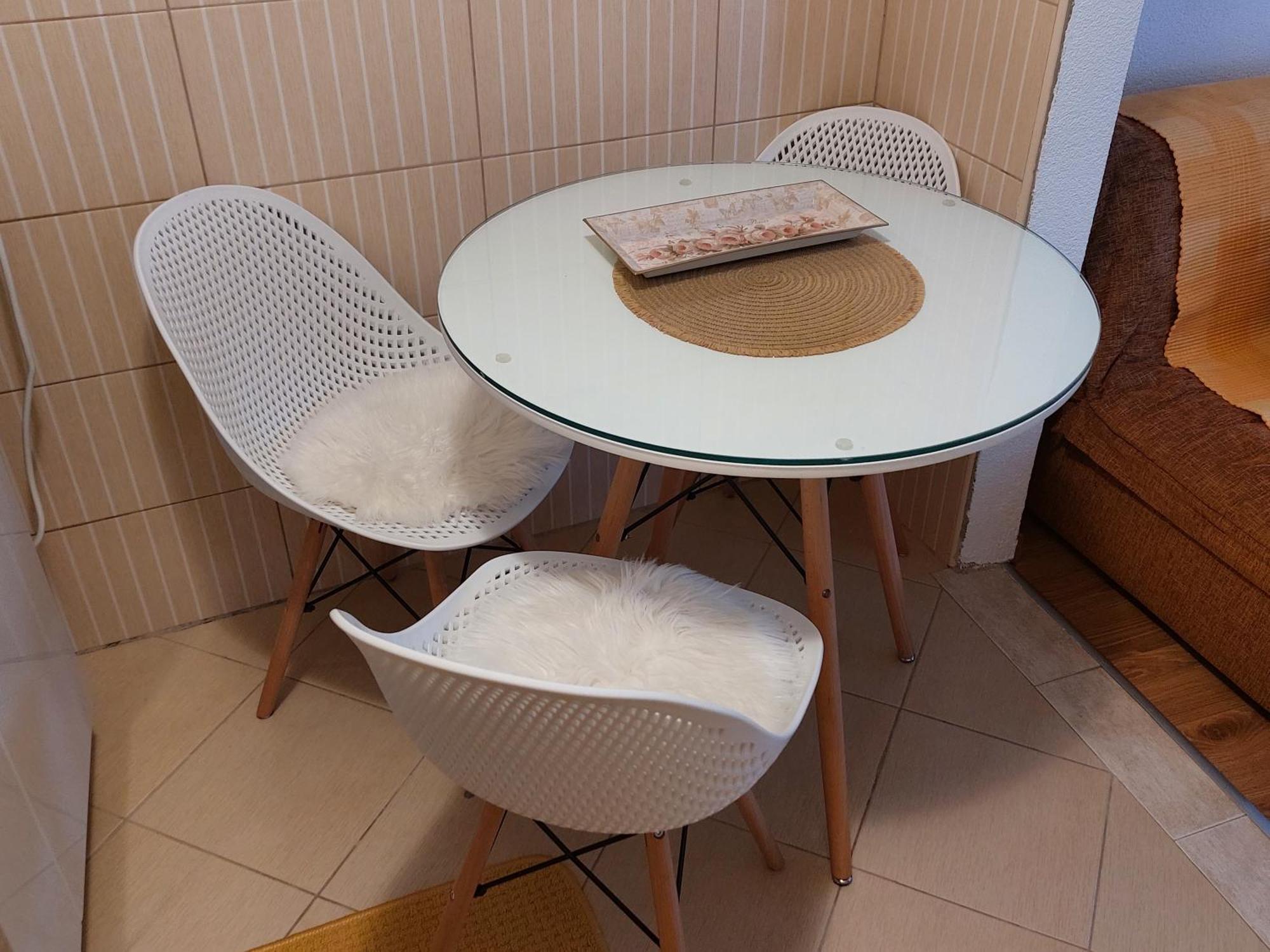 Ljubovic Apartman พอดโกริกา ภายนอก รูปภาพ