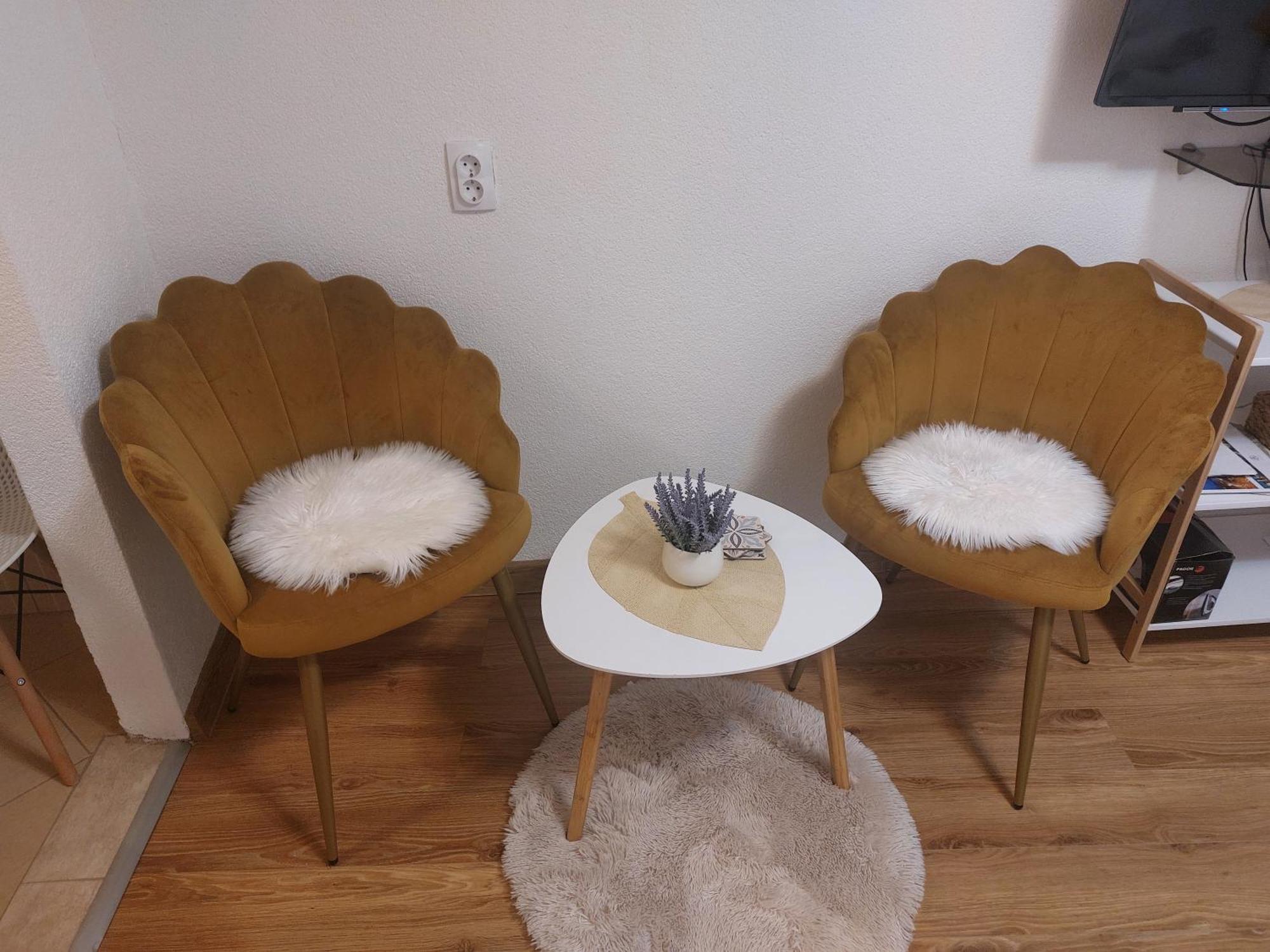 Ljubovic Apartman พอดโกริกา ภายนอก รูปภาพ